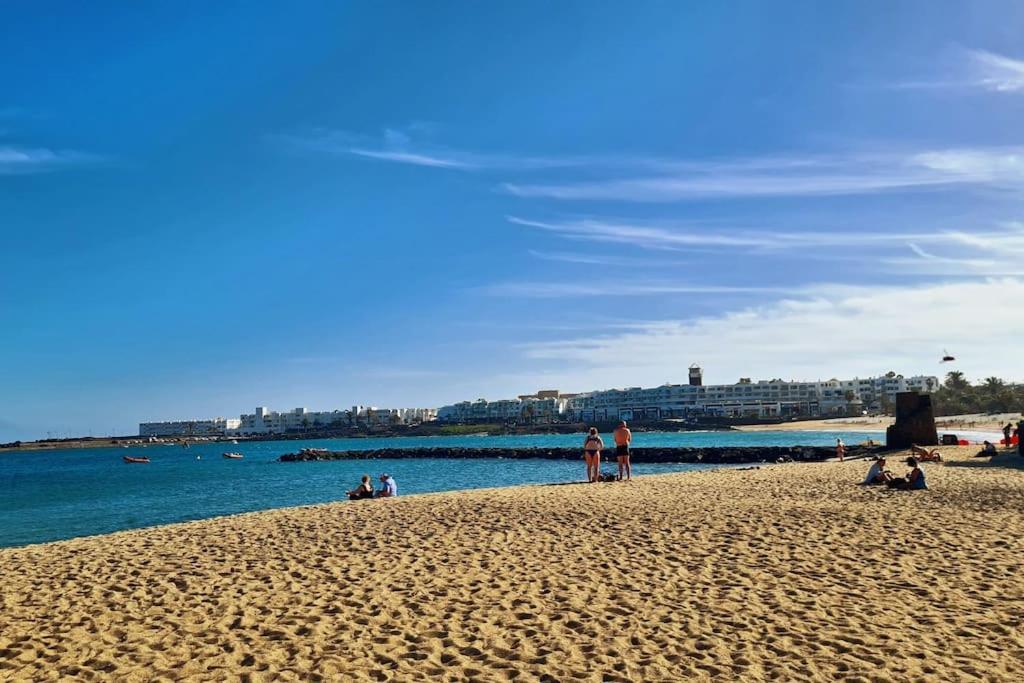 Cactus, Playa Y Piscina Leilighet Costa Teguise Eksteriør bilde