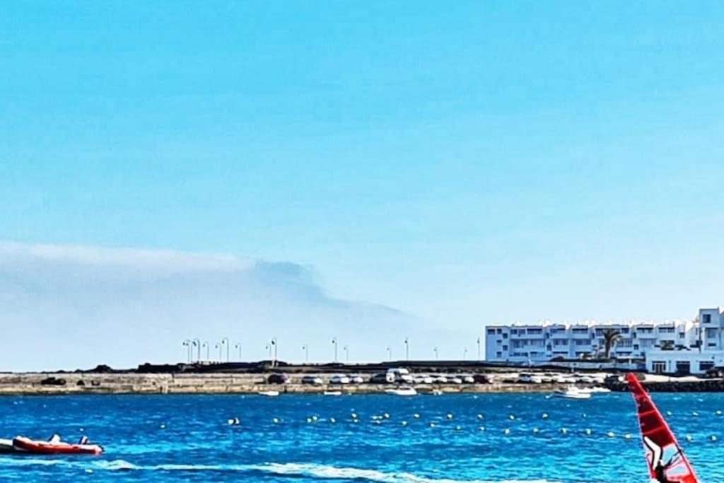 Cactus, Playa Y Piscina Leilighet Costa Teguise Eksteriør bilde